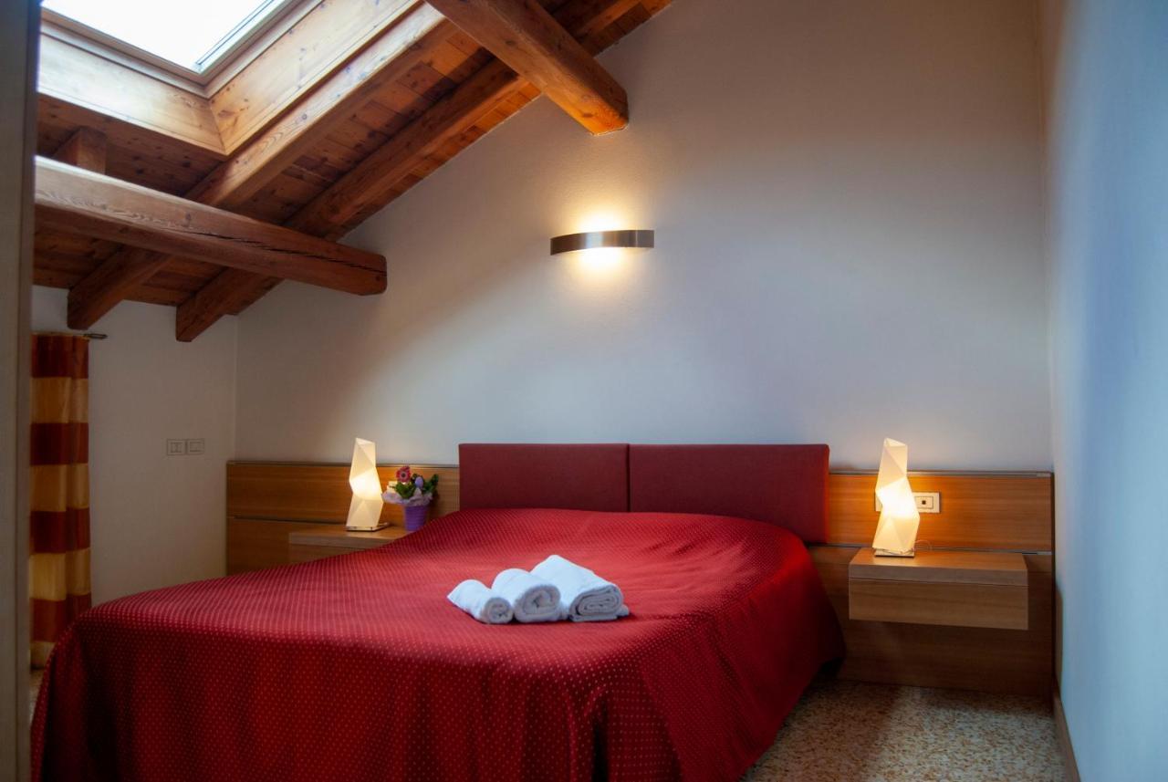 Agriturismo Antico Splendore Villa Pullir Buitenkant foto