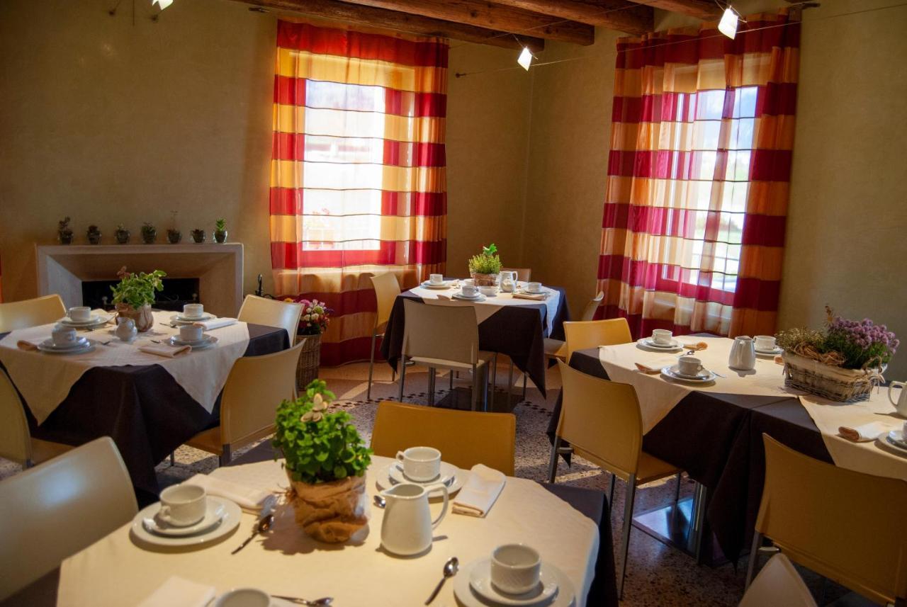 Agriturismo Antico Splendore Villa Pullir Buitenkant foto
