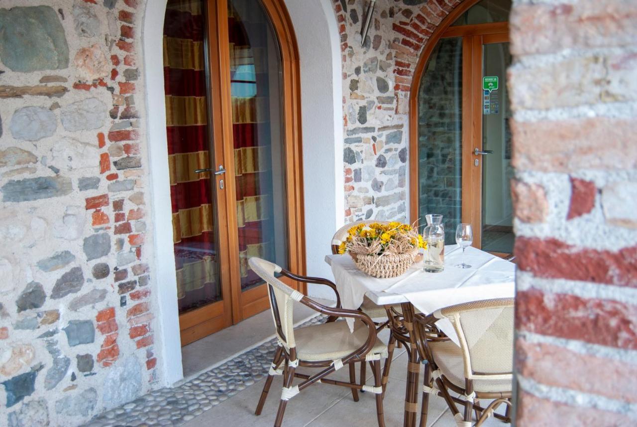 Agriturismo Antico Splendore Villa Pullir Buitenkant foto